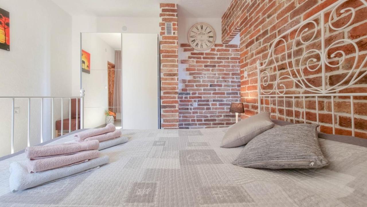 Appartement Enio à Novigrad Istria Extérieur photo